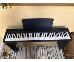 Продам цифрове фортепіано Yamaha digital p105