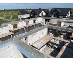 Будівництво будинків - від фундамента до даху