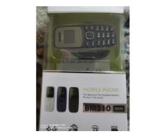 Продам мини-телефон на 2 сим-карты (Duos) — новый, в упаковке